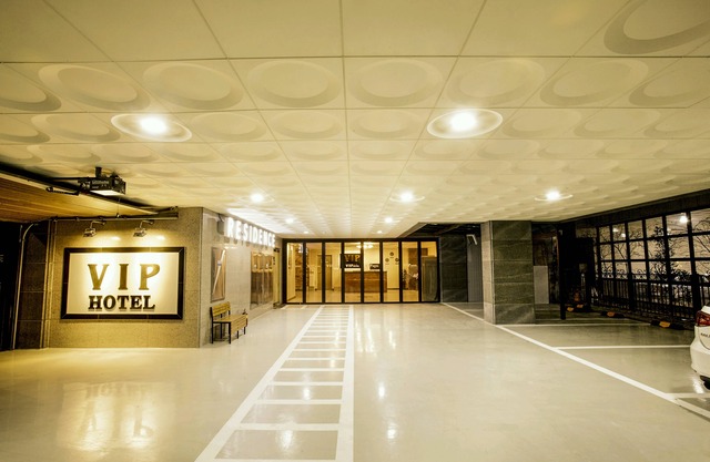 Yeongdeungpo VIP Hotel