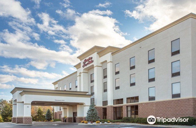Hampton Inn & Suites Albany-Airport