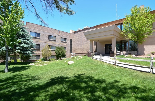 Best Western Premier Grand Canyon Squire Inn