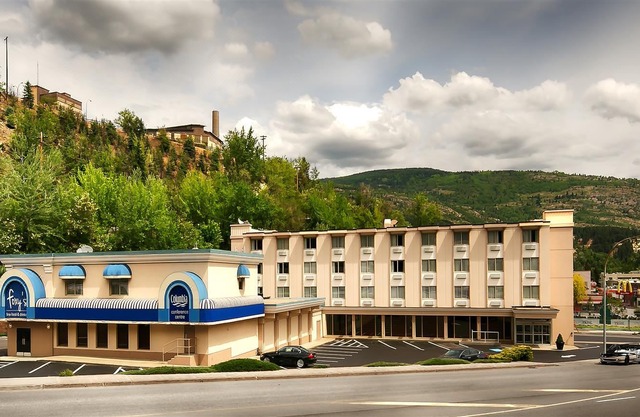 Best Western Plus Columbia River Hotel