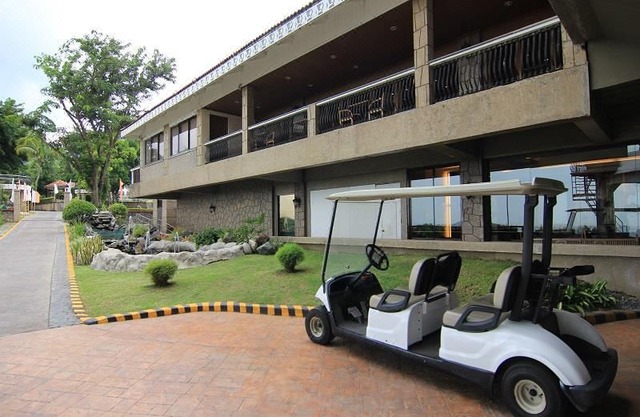 Sol Y Viento Mountain Hot Springs Resort