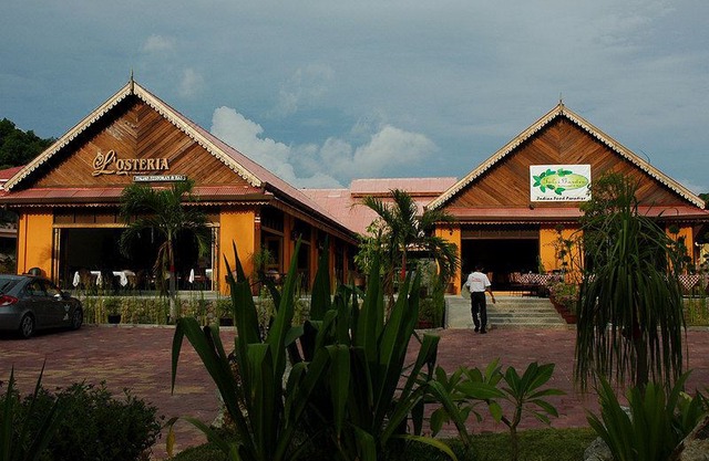 Sunset Beach Resort