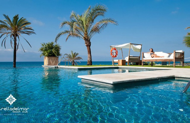 Great Apartment in a great location - Enjoy the best of Marbella!