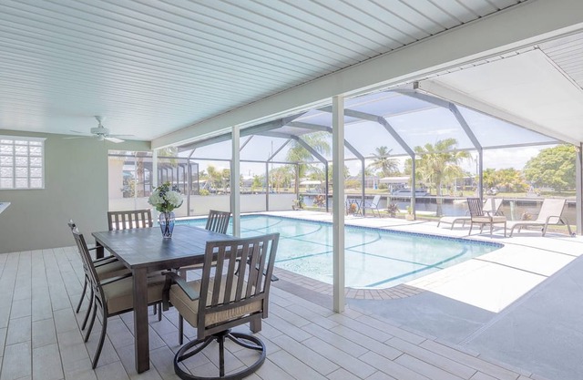 Gorgeous Newly Renovated Modern Home! Dock, Direct Access to Charlotte Harbor! Fisherman's Delight!
