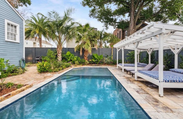 Stunning Historic Villa w/Heated Pool 6br|6ba