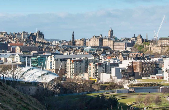 Royal Mile & Arthur's Seat Apt with Private Parking