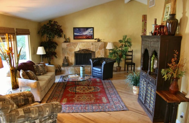 Excellent Location, Original, Quiet, Unique & Private, Great Patio