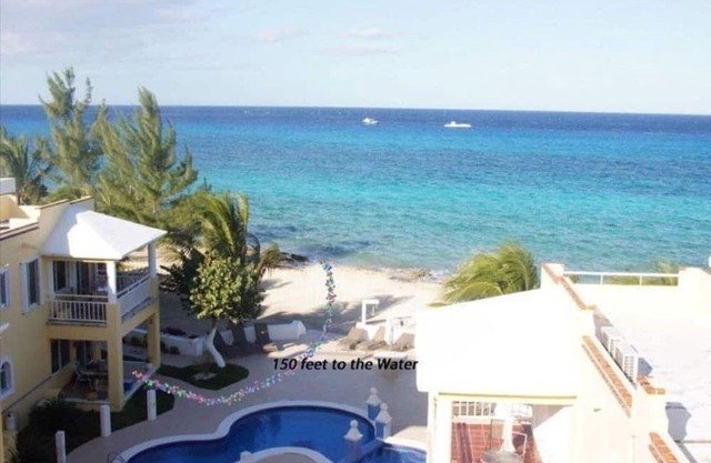 Closest to Sandy Beach!!! Amazing views. Walk to Chankanaab, Uvas & Money Bar...