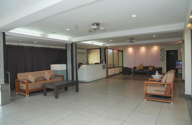 Hotel Grand Leela Krishna