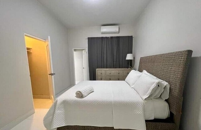 Stunning 3-Br Apt in Condado
