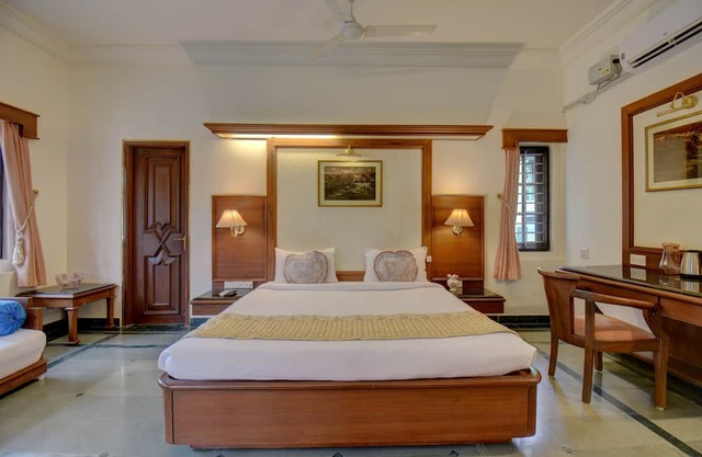 Siddhanta manor