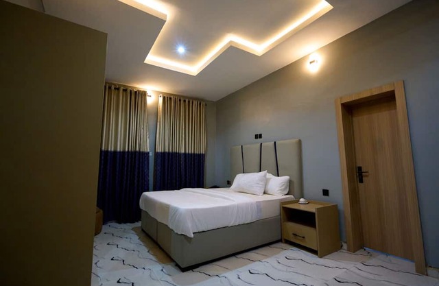 MOTIQOQ HOTELS AND SUITES