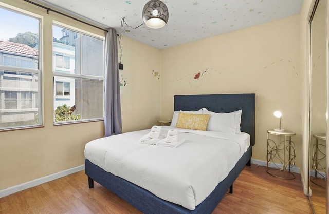 Beautiful 2BR in Silver Terrace