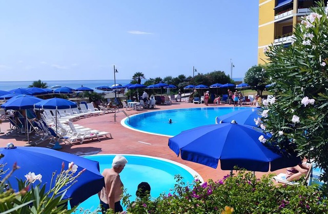 Apartment 'A Casa Di Vale' with Shared Pool and Shared Garden