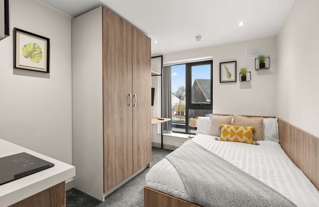 Wolverhampton Trendy Apartment 7. Central Location & Free Parking
