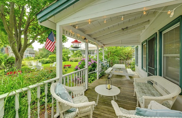 Enchanting North Fork Garden Cottage w/Water View