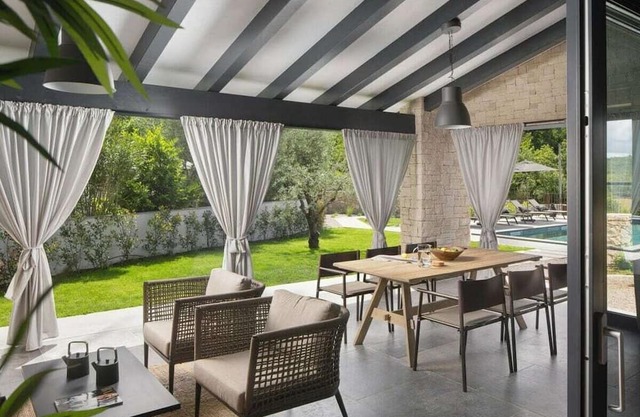 V Labin Comfortable holiday residence