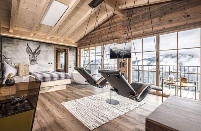 Cozy Luxury Chalet Comfortable Vacation Home