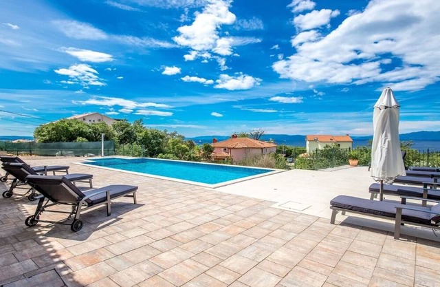 Apartment Kostrena - with pool: A1(5) - Kostrena, Kvarner, Croatia