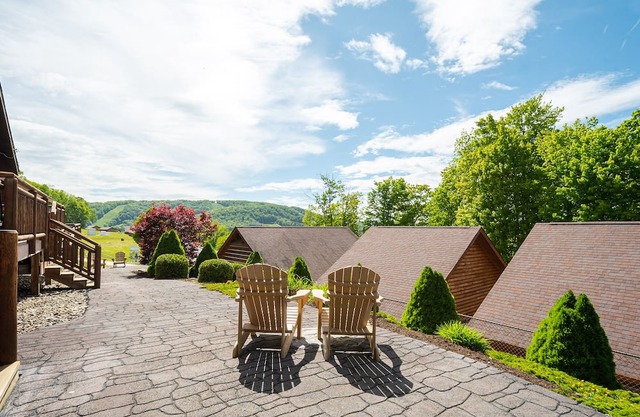 Mountainside Cabin 49R