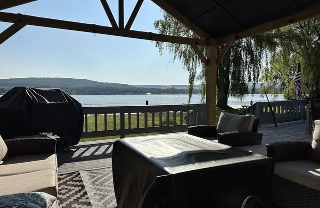 Wagner Road Retreat-Lamoka Lake