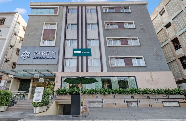 Townhouse OAK Hotel Park N