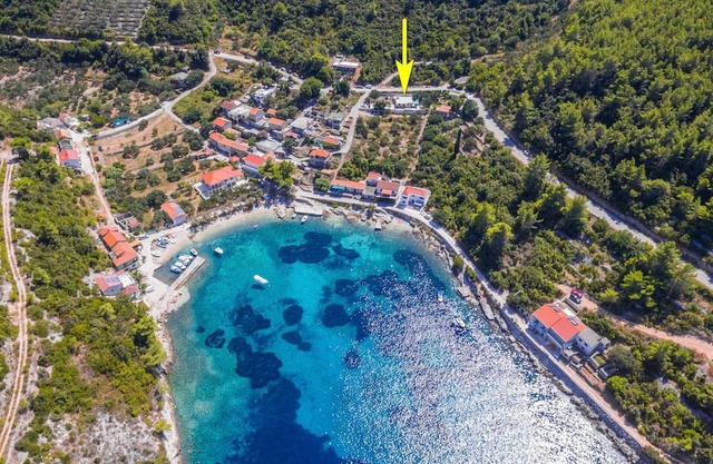 Wonderful private villa for 4 guests with WIFI, TV, terrace, pets allowed and parking