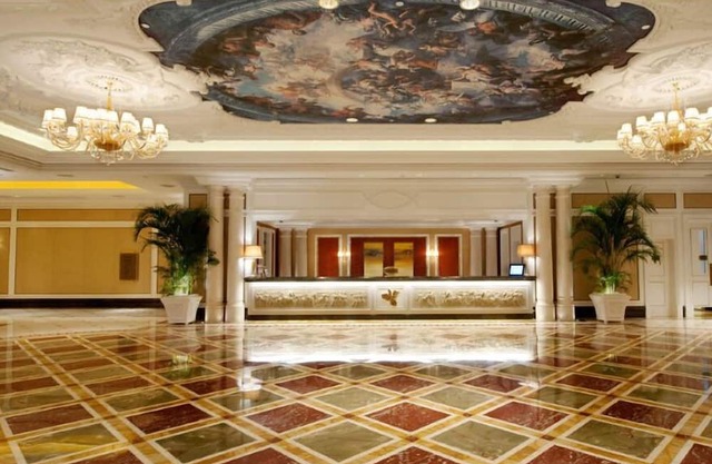 L'Arc Macau