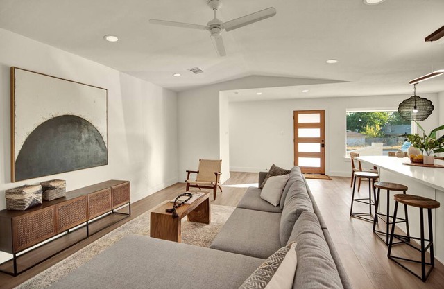 Gorgeous and Peaceful Brand New Remodeled Home near Domain and Q2 Soccer Stadium