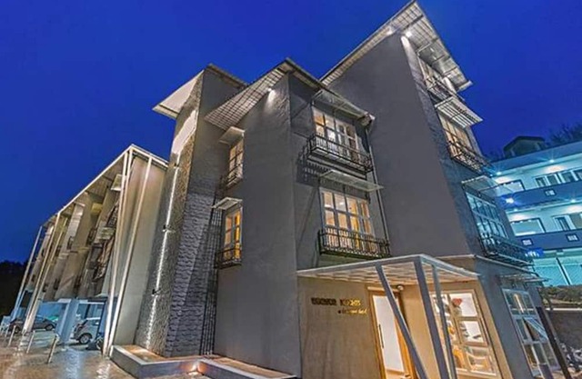 Fabhotel Prime Windsor Heights