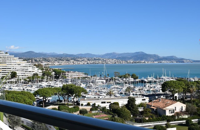 Studio Tout Confort Marina Baie des Anges Avec vue Exceptionnelle