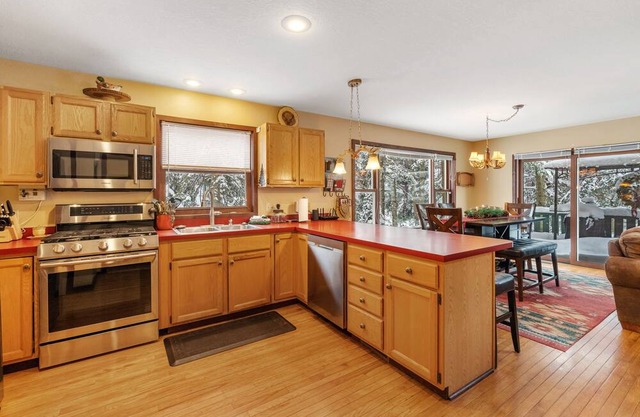 Vail Trail Inn - Hidden Hamlet - Nub's Nob 2 BD + Loft, 2 BTH