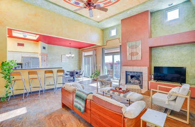 'Desert Haven' Tucson Home - 5 Mi to Downtown!