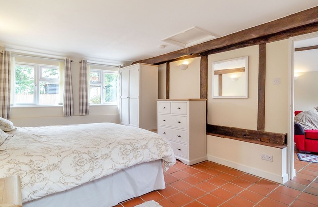 The Nest Box, DISS