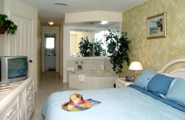 Ocean Reef Yacht Club & Resort.