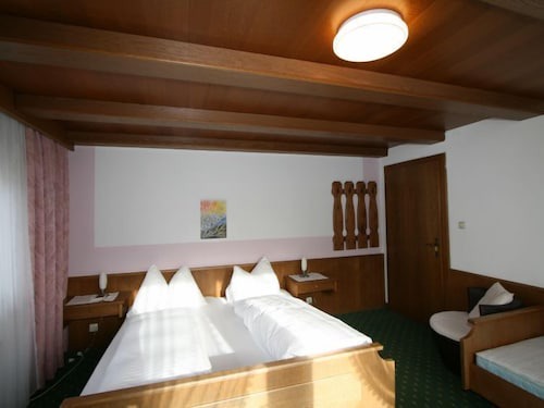 Apartment Lener in Matrei am Brenner - 5 persons, 2 bedrooms