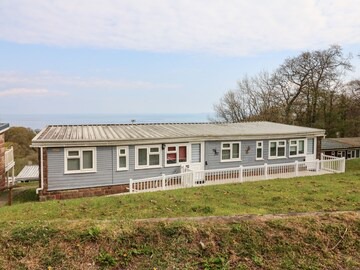 61 Sea Valley Chalet, WOOLFARDISWORTHY