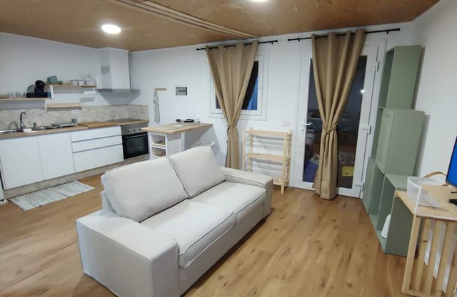 'Casa' with Balcony and Wi-Fi