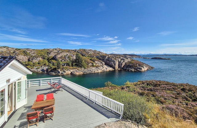 4 bedroom gorgeous home in Steinsland