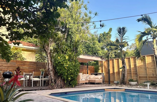 3-bedroom home in fabulous Coconut Grove Miami with amazing private pool