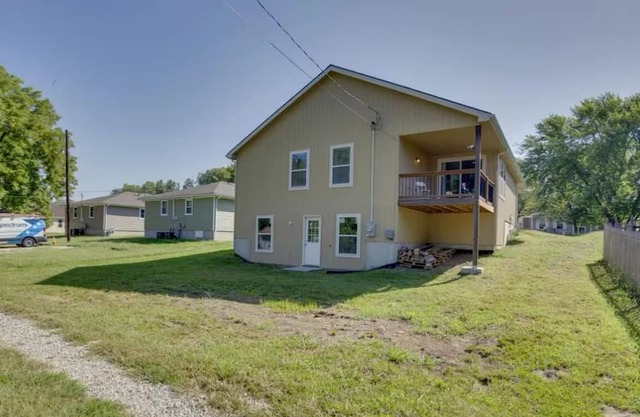 Spacious Country Family Haven in Lansing Kansas