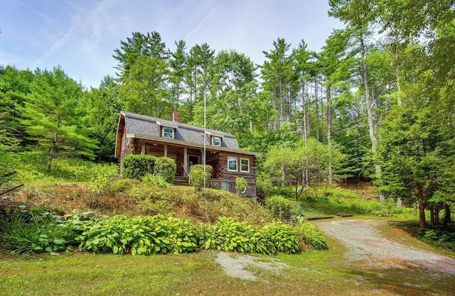 Forest Hideaway in Plainfield: Hike, Paddle & Ski