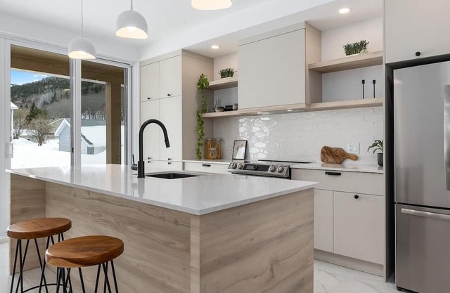 Charlevoix Condo