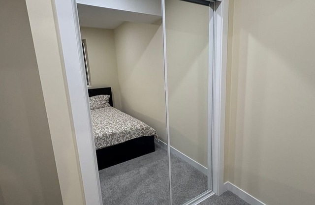 Cozy Lakeview Family Suite