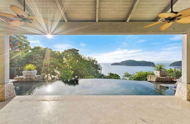 Papagayo Villa | 2 Private Pools | Sleeps 12