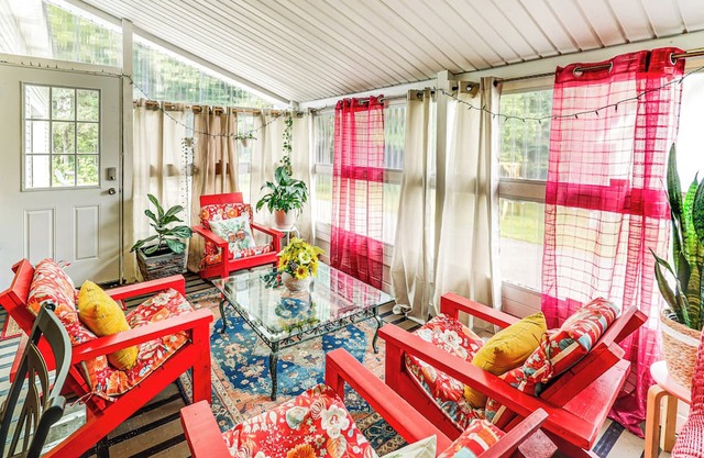Family-Friendly Home w/Furnish Patio in Crystal!