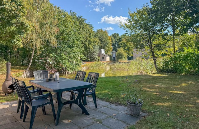 Beautiful home in Hoeven with WiFi