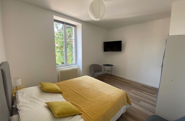 Comfortable apartment near town center