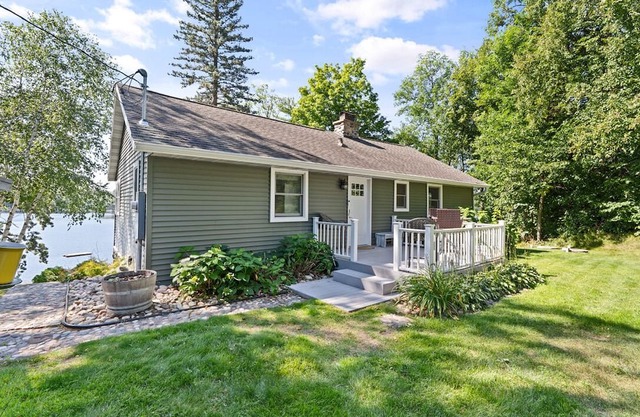 *NEW* Cottage Escape on Whitefish Lake