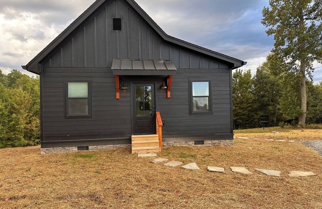 Brand New! The Cottage at Sunset Farm